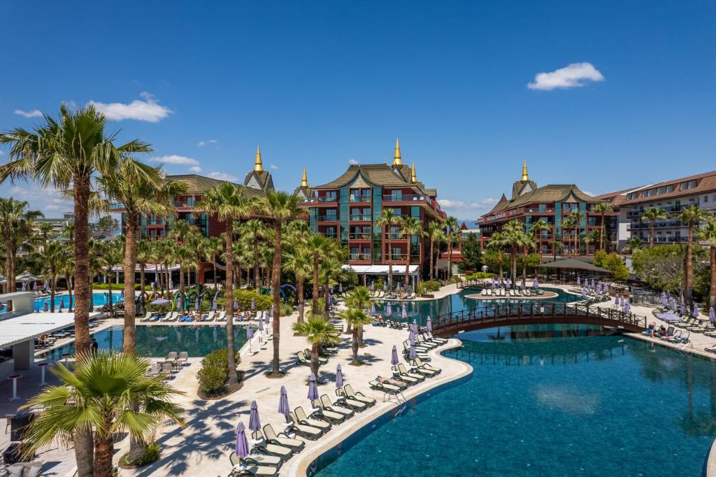 Siam Elegance Hotels Transfer