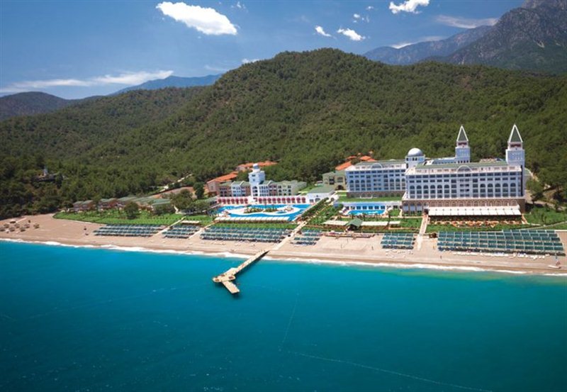 Amara Dolce Vita Luxury Transfer